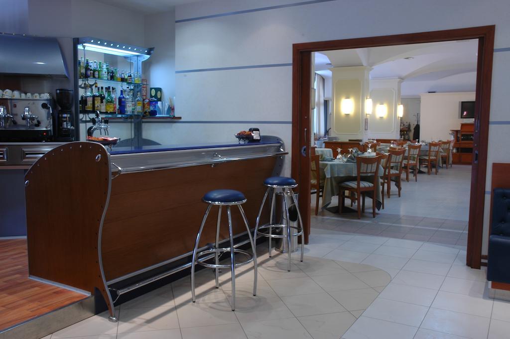 Hotel Niagara Catanzaro Buitenkant foto