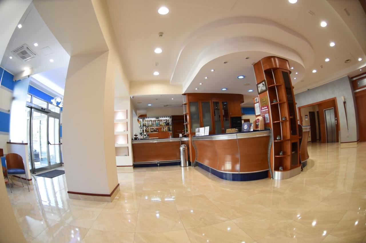 Hotel Niagara Catanzaro Buitenkant foto